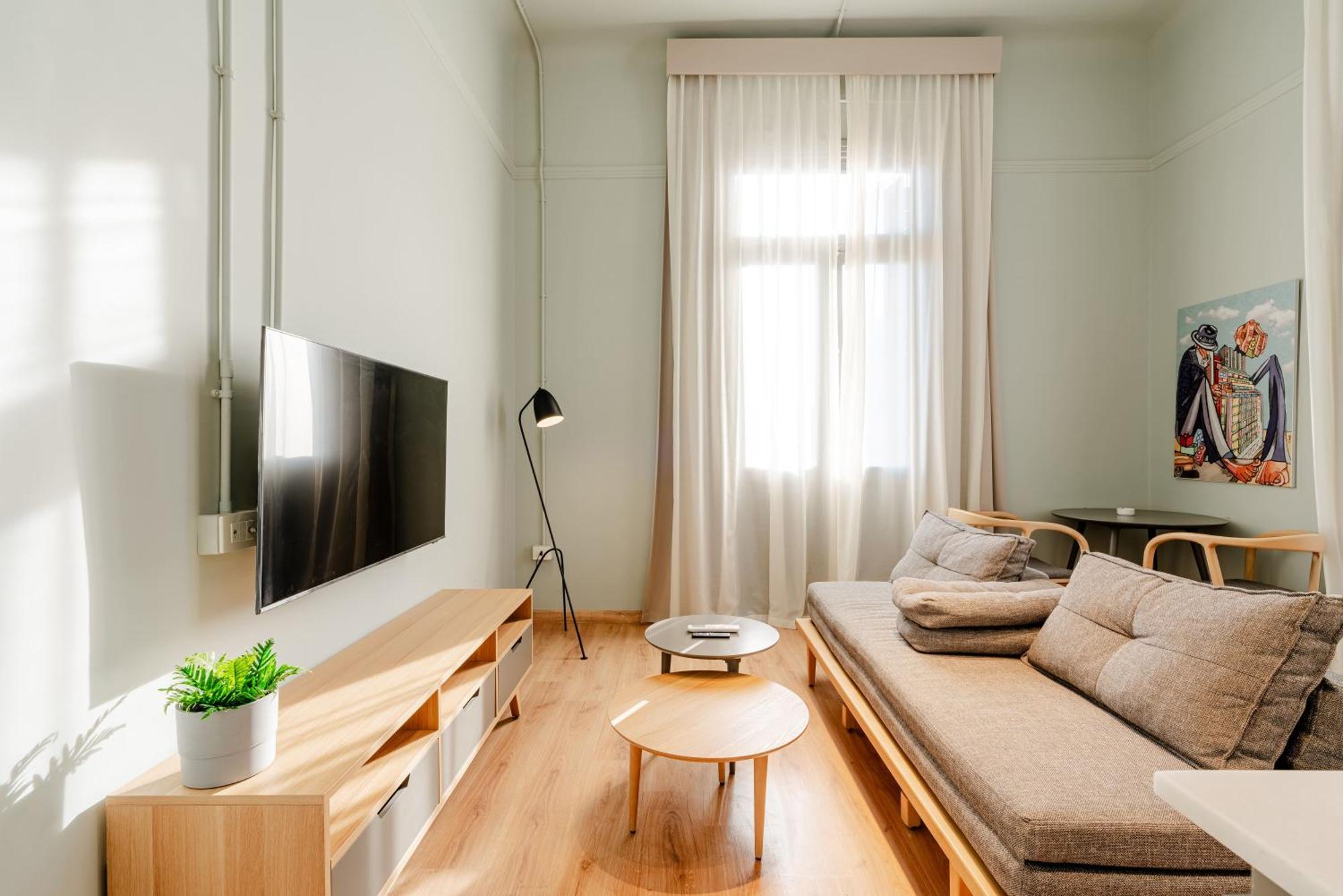 Grey L Studio Apartments Downtown Alexandria Menasce House Екстер'єр фото