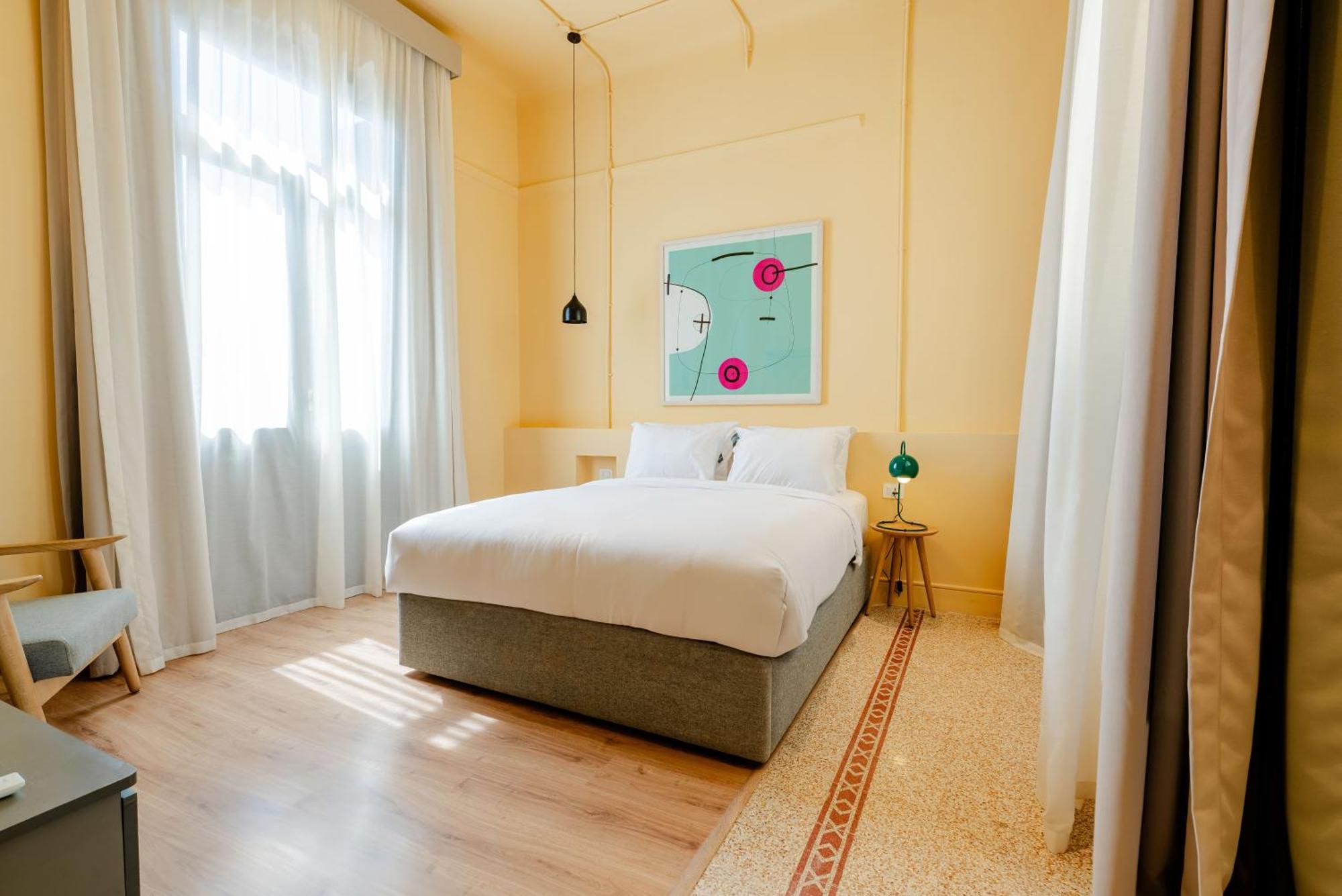 Grey L Studio Apartments Downtown Alexandria Menasce House Екстер'єр фото