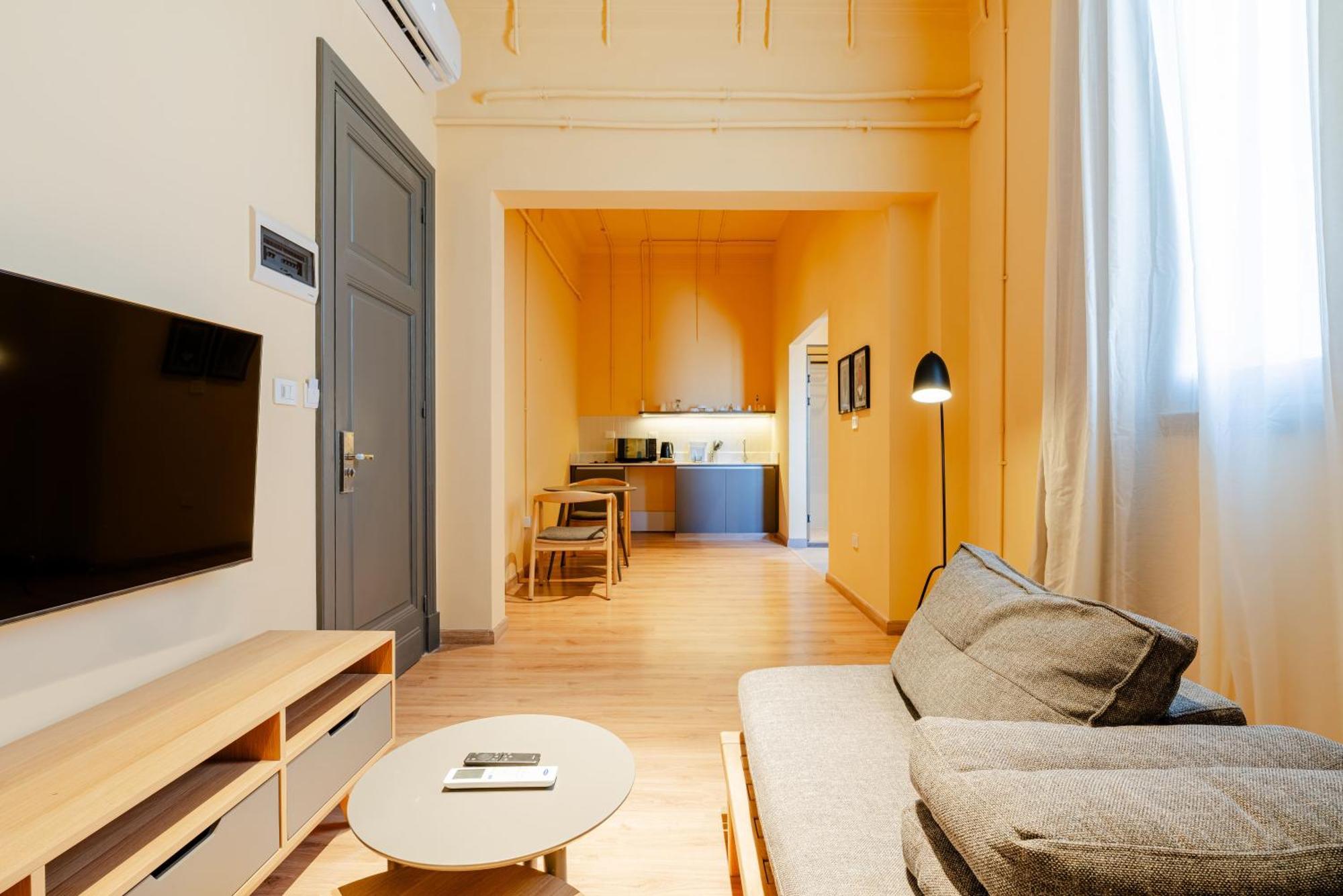 Grey L Studio Apartments Downtown Alexandria Menasce House Екстер'єр фото